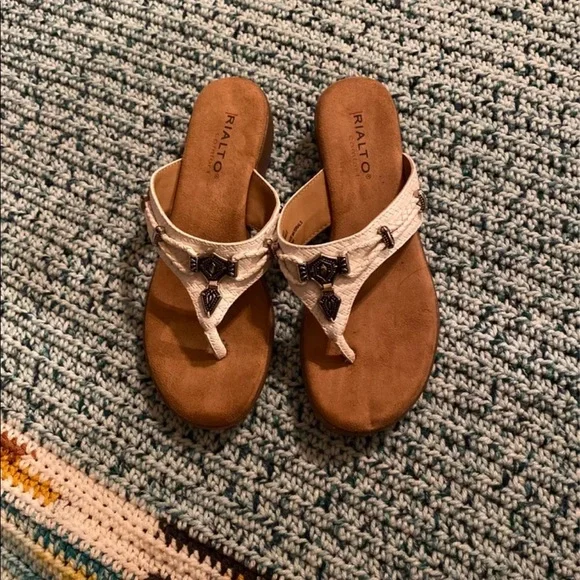 Rialto Shoes Rialto Comfort Sandals Poshmark